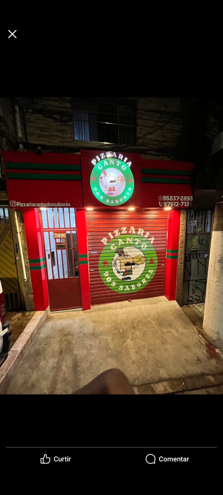 Fachada Noturna - Fachada comercial em São Paulo por Fachadas Donaria